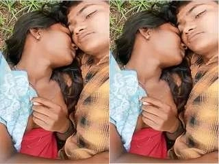 Desi lover's romantic encounter